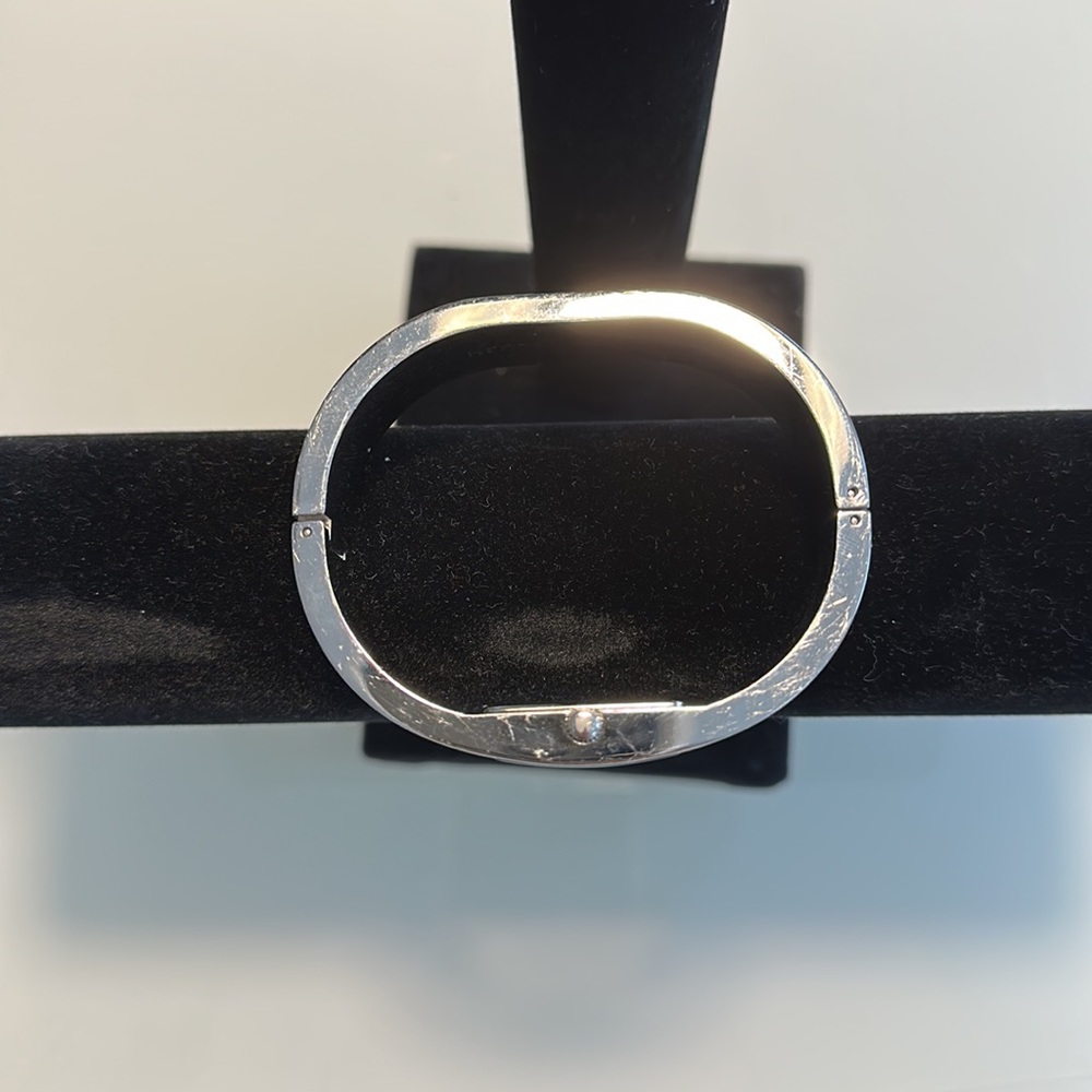 Kate Spade Bangle Watch - Picture 4 of 7